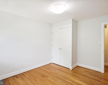 8206 Stone Trail Drive - Photo Thumbnail 33