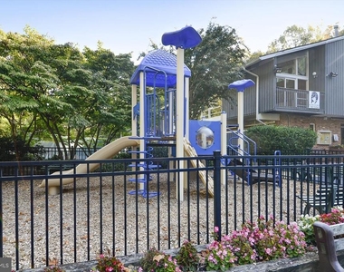 8206 Stone Trail Drive - Photo Thumbnail 54