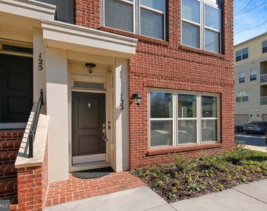 123 Copley Circle - Photo Thumbnail 2