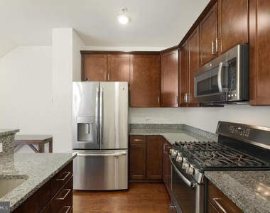 123 Copley Circle - Photo Thumbnail 11