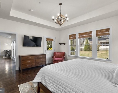 17601 Crystal Spring Terrace - Photo Thumbnail 19