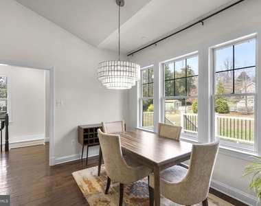 17601 Crystal Spring Terrace - Photo Thumbnail 12