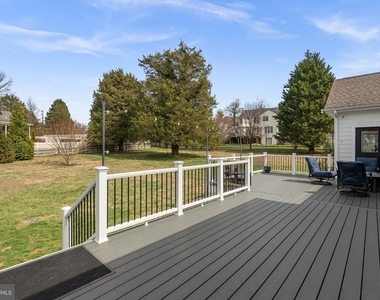 17601 Crystal Spring Terrace - Photo Thumbnail 39
