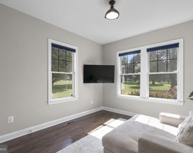 17601 Crystal Spring Terrace - Photo Thumbnail 25