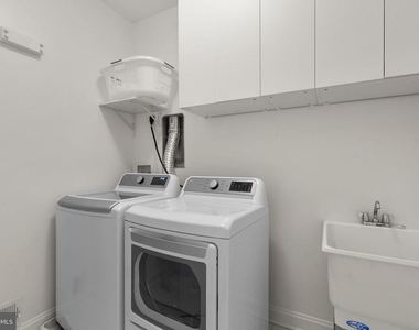 17601 Crystal Spring Terrace - Photo Thumbnail 17