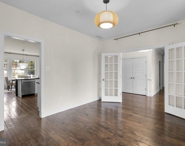 17601 Crystal Spring Terrace - Photo Thumbnail 15