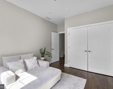 17601 Crystal Spring Terrace - Photo Thumbnail 26