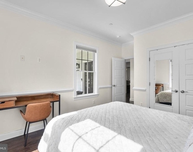 17601 Crystal Spring Terrace - Photo Thumbnail 28