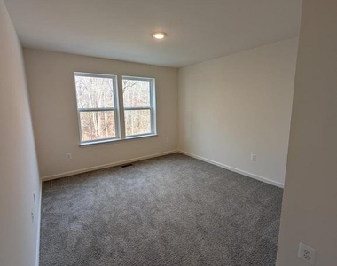 9926 Sir Barton Way Way - Photo Thumbnail 17