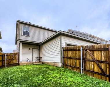 2432 Berryville Ln - Photo Thumbnail 26