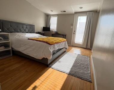 1746 S Hanover Street - Photo Thumbnail 11