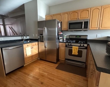 1746 S Hanover Street - Photo Thumbnail 3