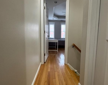 1746 S Hanover Street - Photo Thumbnail 10
