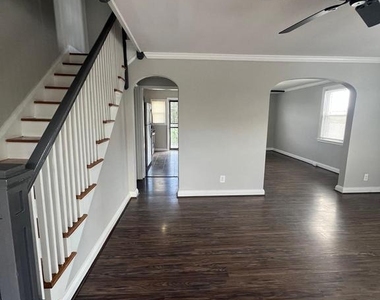 2237 Saratoga Street - Photo Thumbnail 3