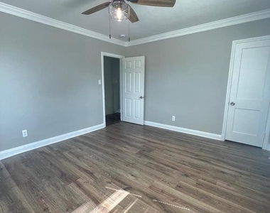 2237 Saratoga Street - Photo Thumbnail 8