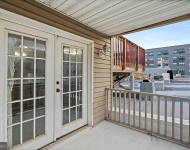 1723 Clarkson Street - Photo Thumbnail 23