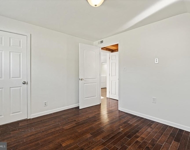 312 Hammonds Ferry - Photo Thumbnail 38