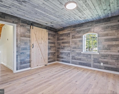 312 Hammonds Ferry - Photo Thumbnail 32