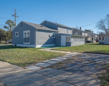 312 Hammonds Ferry - Photo Thumbnail 1