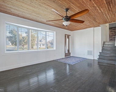 312 Hammonds Ferry - Photo Thumbnail 11