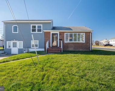 312 Hammonds Ferry - Photo Thumbnail 3