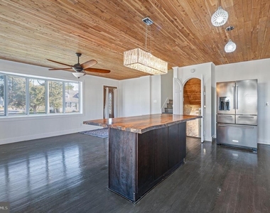 312 Hammonds Ferry - Photo Thumbnail 16