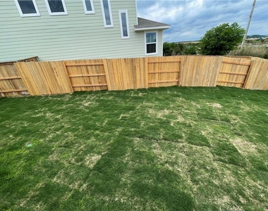 5604 Respinto Dr - Photo Thumbnail 6