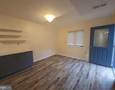 360 Hall Road - Photo Thumbnail 6