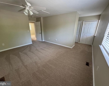 37 Rockwell Court - Photo Thumbnail 18