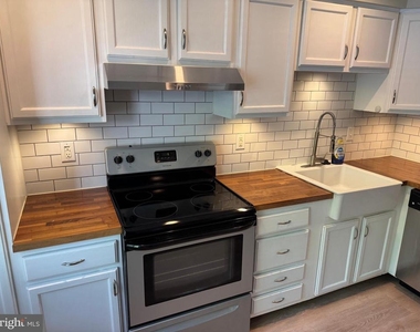 37 Rockwell Court - Photo Thumbnail 4
