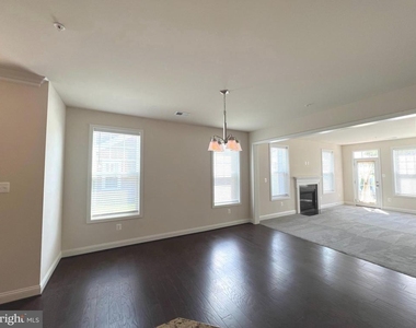 2634 Dragon Fly Way - Photo Thumbnail 8