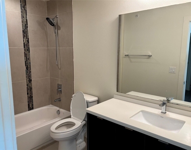 604 N Bluff Dr - Photo Thumbnail 15