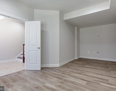 7311 Taylors Hill Lane - Photo Thumbnail 44