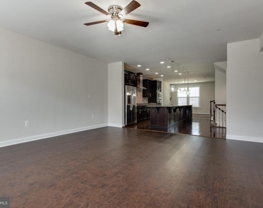 7311 Taylors Hill Lane - Photo Thumbnail 18