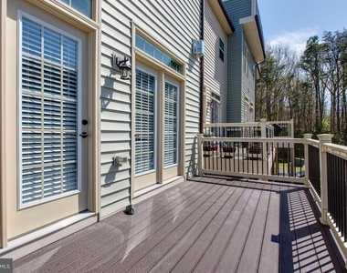 7311 Taylors Hill Lane - Photo Thumbnail 21