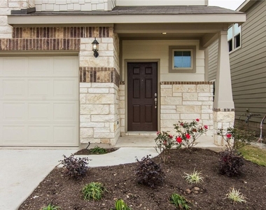 15912 Windroot St - Photo Thumbnail 3