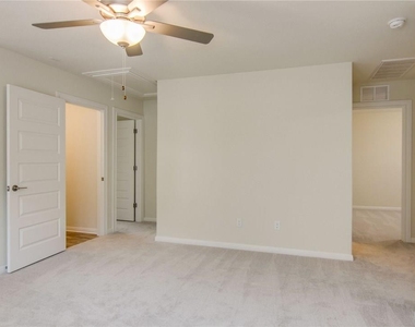 15912 Windroot St - Photo Thumbnail 16