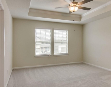 15912 Windroot St - Photo Thumbnail 17