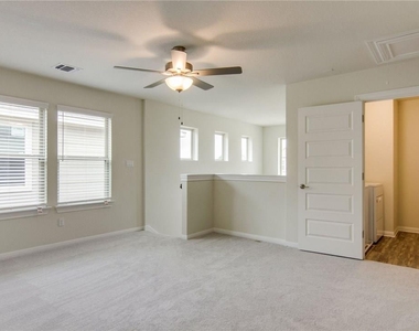 15912 Windroot St - Photo Thumbnail 15