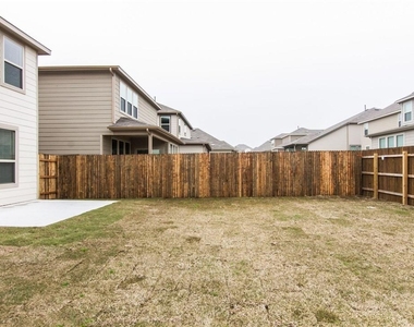 15912 Windroot St - Photo Thumbnail 32