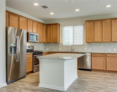 15912 Windroot St - Photo Thumbnail 10