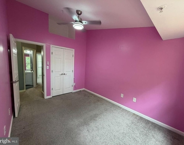 2251 Commissary Circle - Photo Thumbnail 23