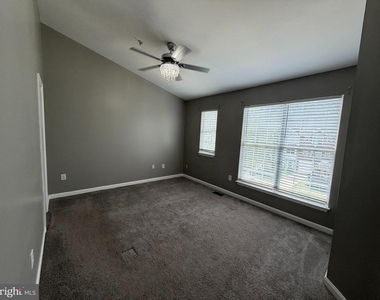 2251 Commissary Circle - Photo Thumbnail 21