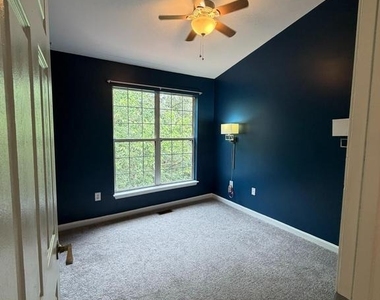 2251 Commissary Circle - Photo Thumbnail 25