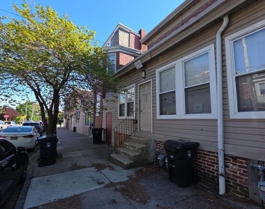 302 W 23rd Street - Photo Thumbnail 2
