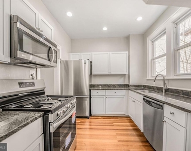 3216 22nd Street Ne - Photo Thumbnail 9