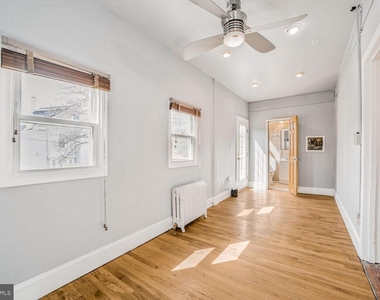 3216 22nd Street Ne - Photo Thumbnail 8