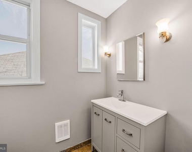 3216 22nd Street Ne - Photo Thumbnail 14