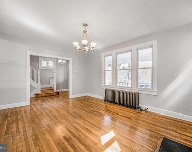 3216 22nd Street Ne - Photo Thumbnail 5