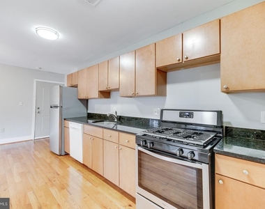 61 Forrester Street Sw - Photo Thumbnail 6